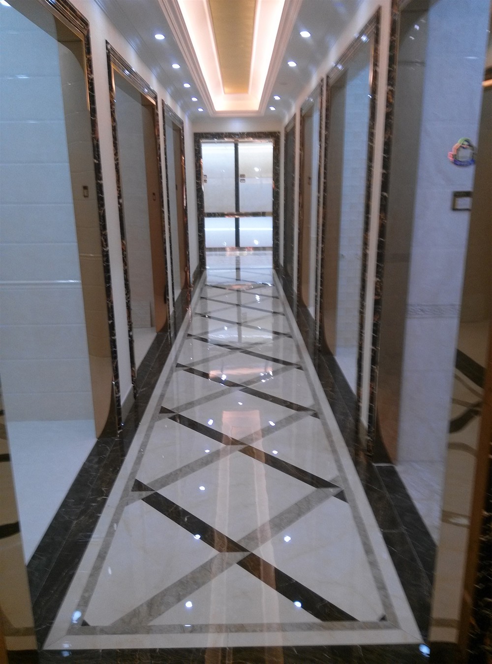 Z6官网瓷砖山西长治专卖店