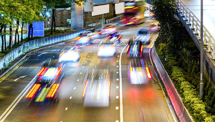 生涯在一个城市，每天处于熙熙攘攘的人群，每天过一种忙忙乱碌的生涯，有时辰会感触到一丝疲乏，陈反人往，始终往来匆匆，停不下来？旖谂娜梦颐抢床患跋硎苄媵У娜だ质惫。