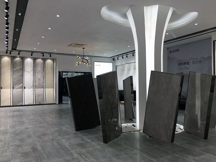 听说Z6官网有酒有故事，看官们，约么？