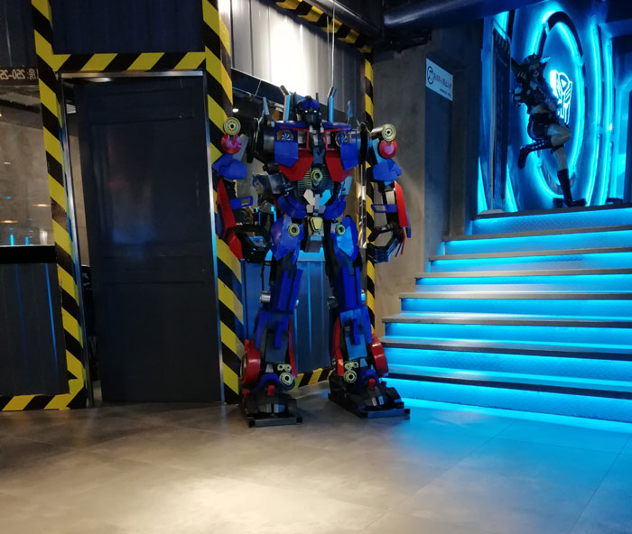 Z6官网现代仿古砖案例:别说了，一路去这个1000方的网咖开黑！