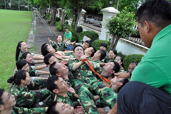 2013年8月Z6官网拓展训练