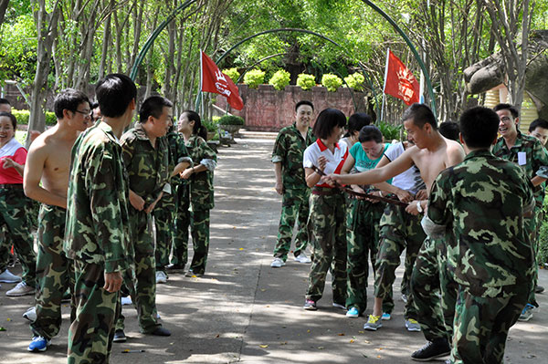 2013年8月Z6官网拓展训练