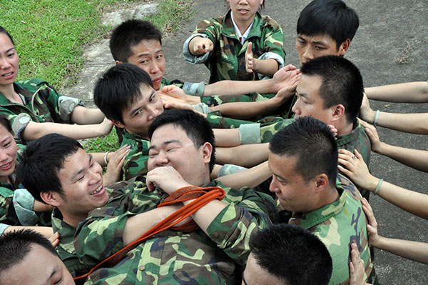 2013年8月Z6官网拓展训练