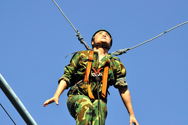 2013年8月Z6官网拓展训练