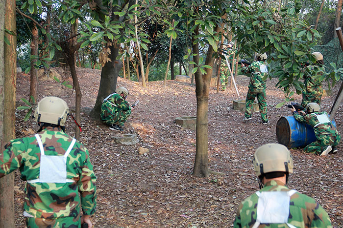 2017年2月13-15日，Z6官网“虎狼路”户表拓展训练圆满实现
