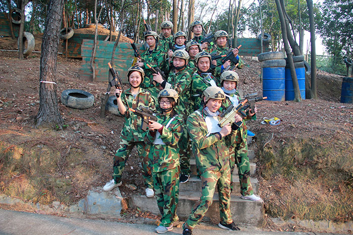 2017年2月13-15日，Z6官网“虎狼路”户表拓展训练圆满实现