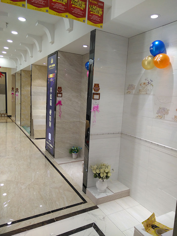 Z6官网湖北十堰专卖店样板间